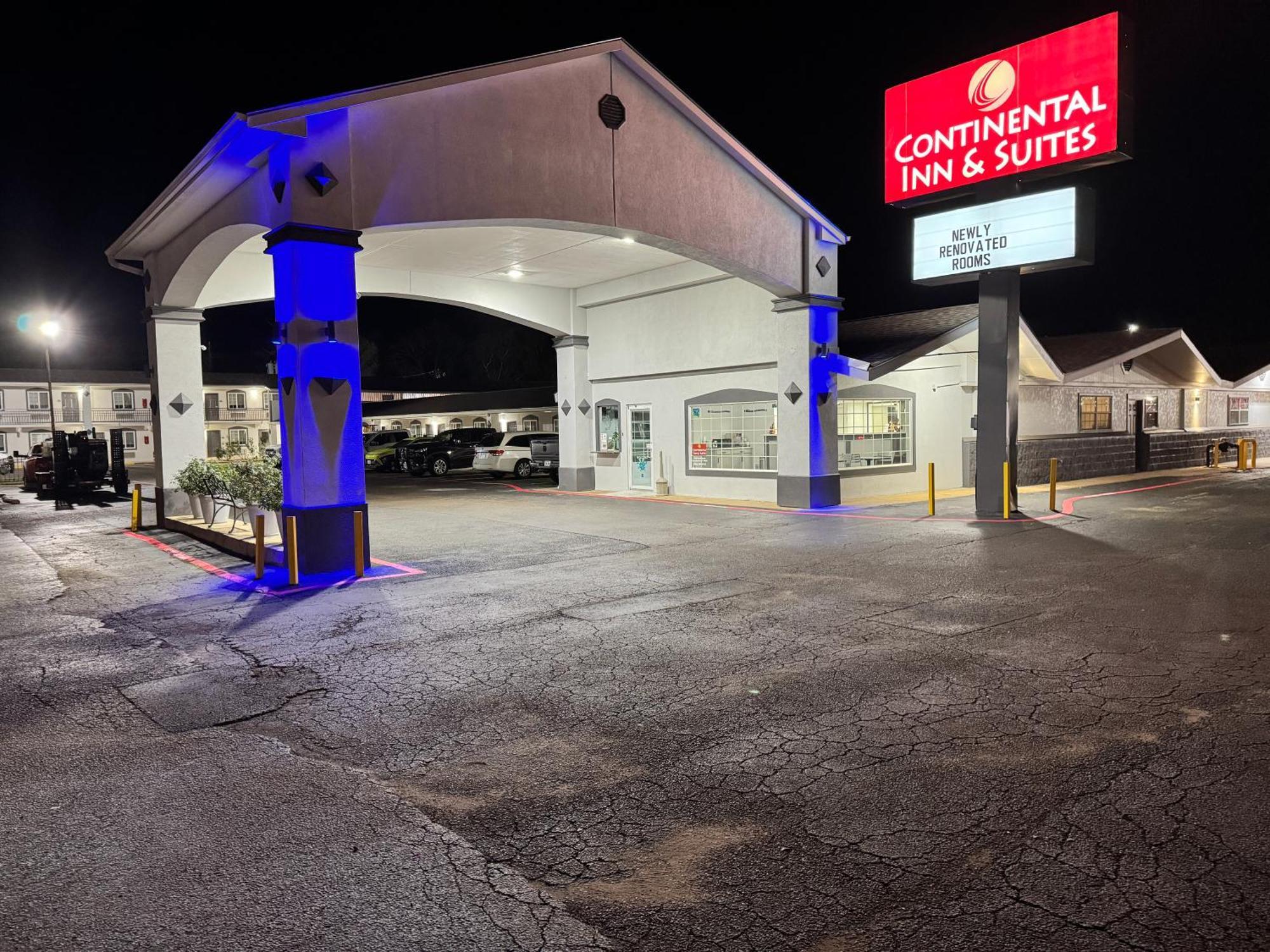 Continental Inn And Suites Nacogdoches Tx Sfa University Downtown Luaran gambar