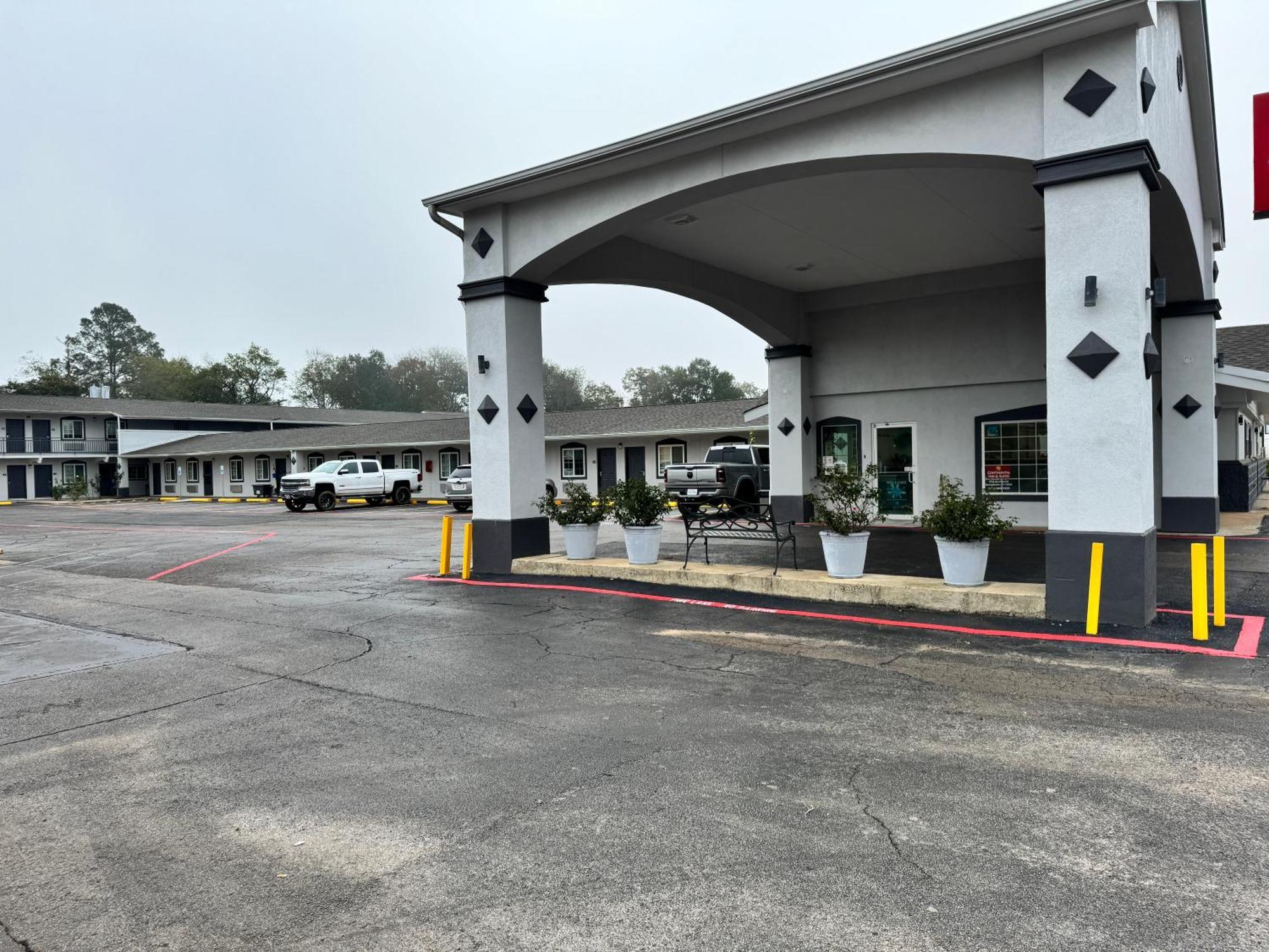 Continental Inn And Suites Nacogdoches Tx Sfa University Downtown Luaran gambar